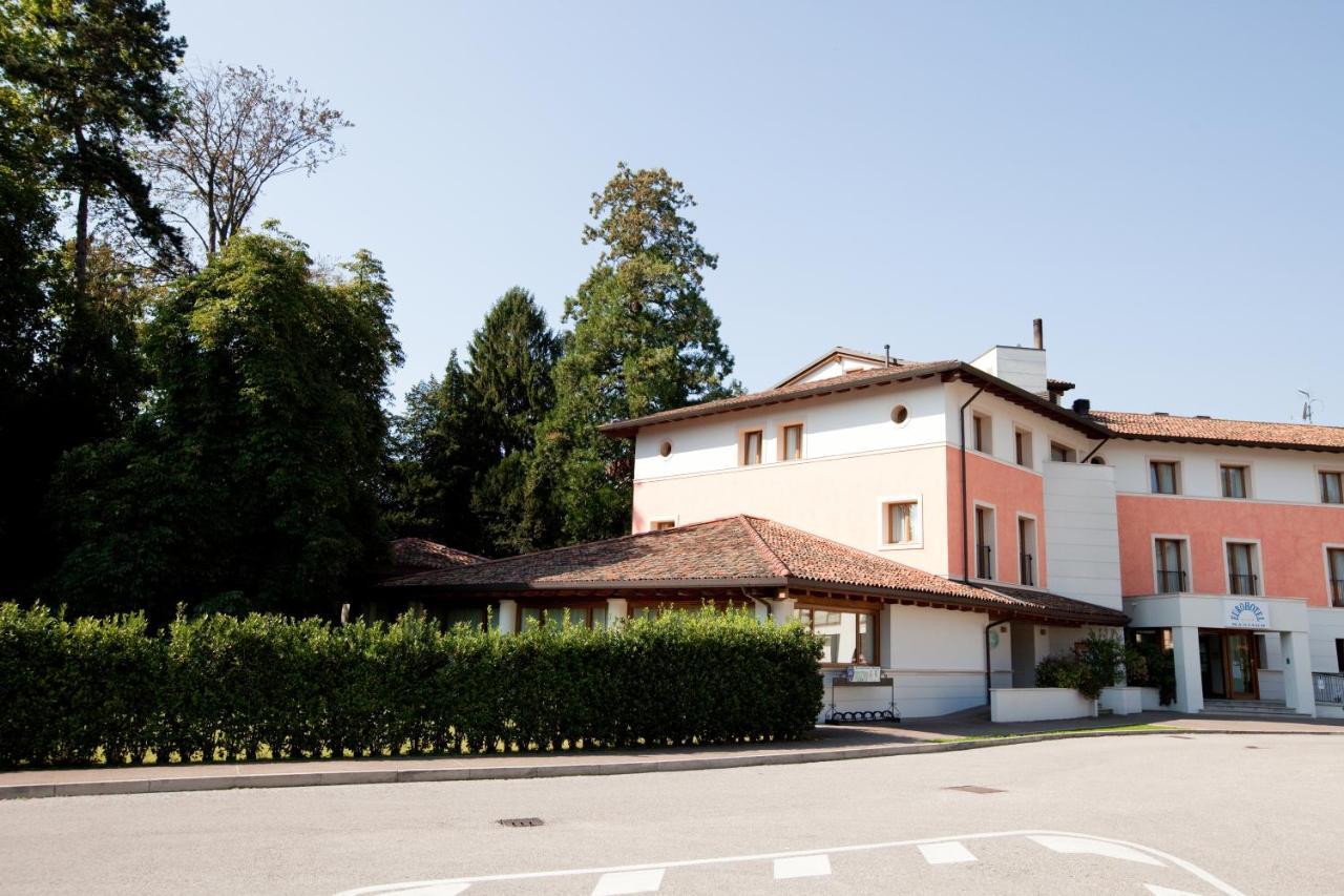 Eurohotel Palace Maniago Exterior foto