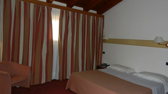 Eurohotel Palace Maniago Zimmer foto